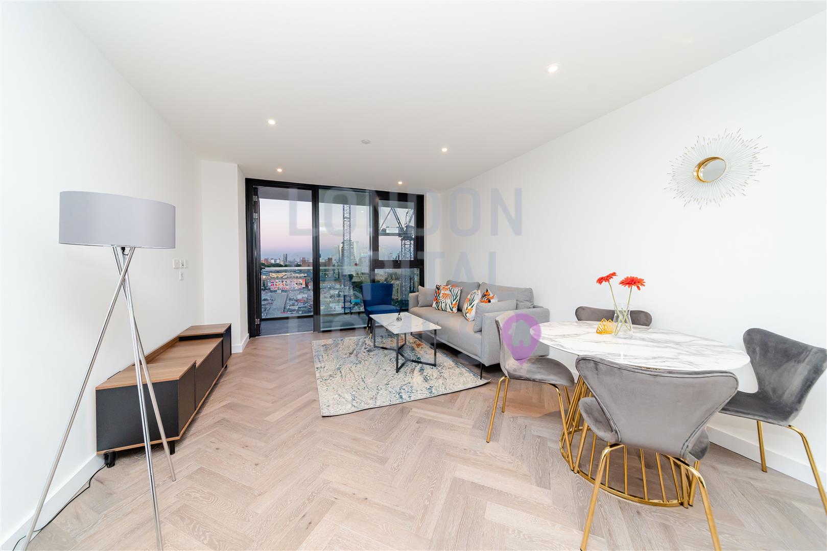 2 bed property in 3 Merino Gardens, London